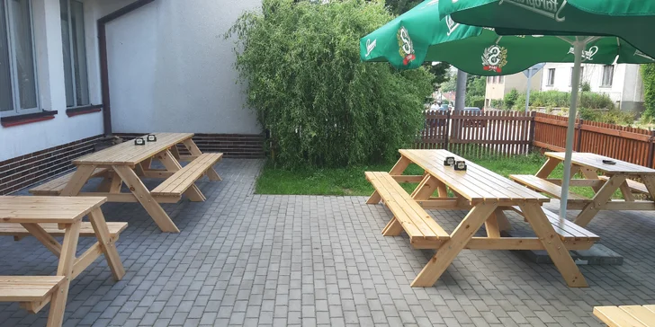 Rezervaci nepotřebujete, kódem voucheru se prokážete obsluze.