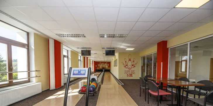 Zajděte i na bowling.