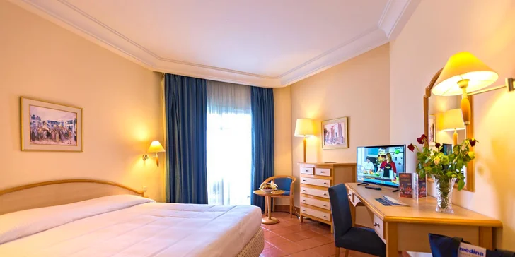CK Fischer pro vás zajistí zpáteční letenky i ubytování ve 4* hotelu Medina Belisaire & Thalasso.