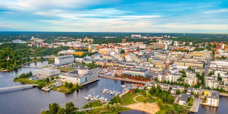 V ceně je i plavba Helsinky–Porvoo, doprava soukromým transferem dle programu a služby česky mluvícího průvodce.