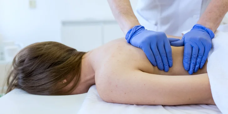 Klasická masáž, parafangový zábal, termoregeneračné ošetrenie alebo relaxačný balíček v Emerite