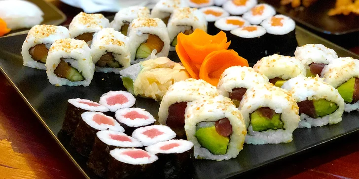 Pochutnejte si na sushi: až 44 kusů i s hovězí polévkou