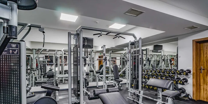  Ak by ste chceli svoje telo trochu rozhýbať, tak zájdite do fitness centra.