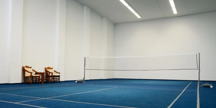Rádi odpočíváte aktivně? V hotelu si můžete zahrát třeba squash nebo badminton, v nabídce je i balíček, kde máte hodinu vybrané aktivity v ceně. 