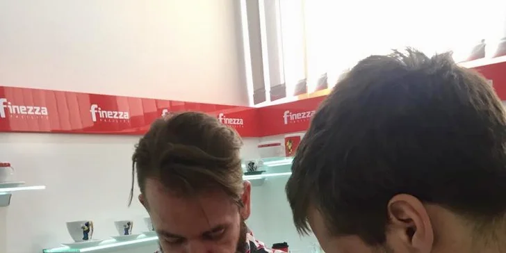 Zájemci o kurz Latte Art by měl mít alespoň minimální zkušenost se šleháním.
