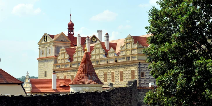 Díky skvělé platnosti voucherů si můžete dopřát výlety na podzim, v zimě ale i na jaře. Co říkáte na návštěvu Horšovského Týna?
