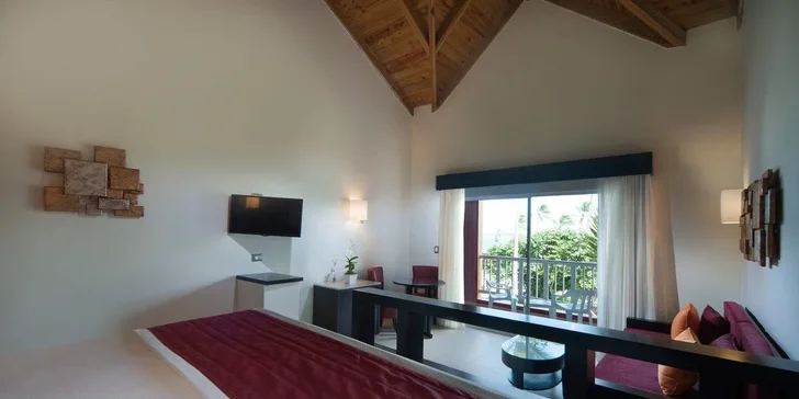 Komfortně zařízené pokoje mají i balkon.