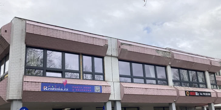 Partyshop Rentima najdete v Pardubicích, v ulici Lonkova. 
