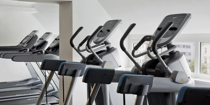 Součástí wellness centra je i fitness centrum.