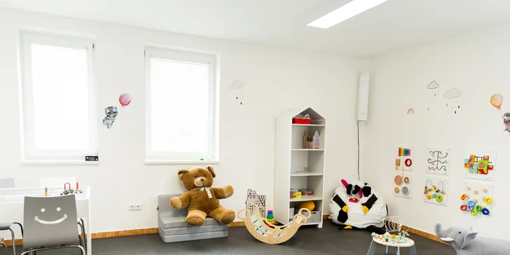 Ten vybízí k objevování a přirozenému rozvoji hrou.