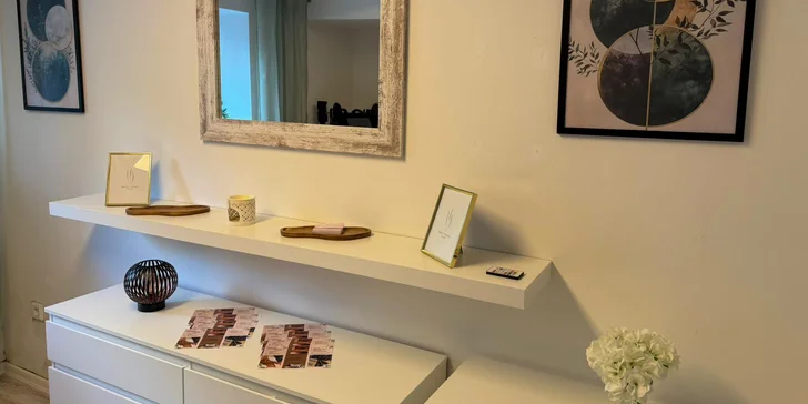 Vyzkoušejte maderoterapii pro odbourání celulitidy, lymfomodeling pro zpevnění kontur těla nebo EMS Zero Myoslim pro účinné spalování tuků.


