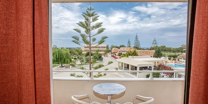 Samozřejmostí je soukromý balkon nebo terasa, ze kterých se otevírá uklidňující výhledy. 