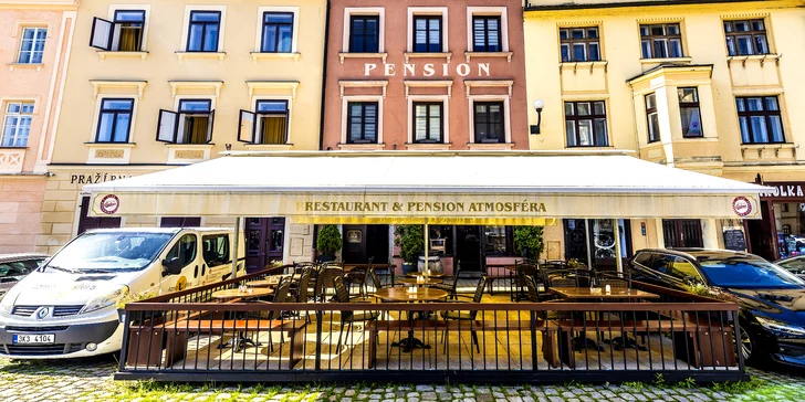 Ubytovanie na námestí krásneho mesta Loket: pobyt pre 2–4 os. vrátane raňajok