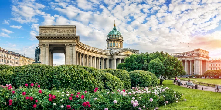 Navštívíte Ermitáž, Zimní palác i Kateřinský palác.