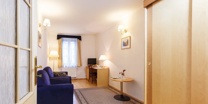 Apartmá i Deluxe pokoje disponují možností přistýlky.