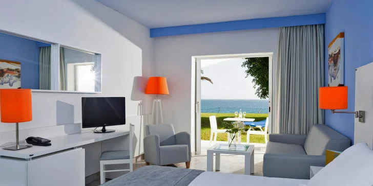 Ubytujete se ve 4* hotelu, kde vám připraví pokoj až pro 4 osoby. 