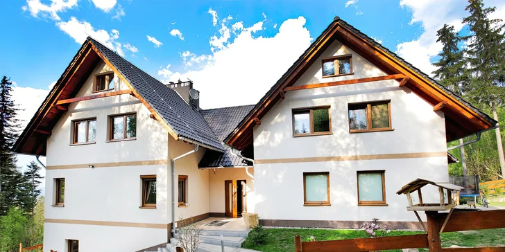 Karpacz se nachází jen kousek od českých hranic.
