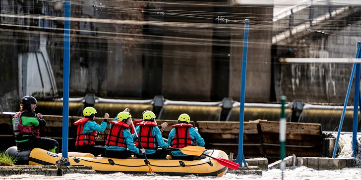 Přímo v tepajícím srdci Prahy na ostrově Štvanice na vás čeká adrenalinová jízda. 