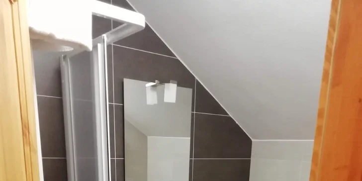 O hygienu se nemusíte bát, sprchový kout čeká jen na vás. 