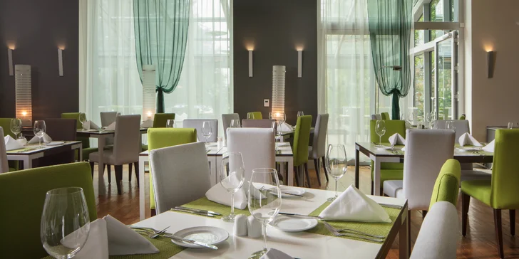Na konzumaci v restauraci pro vás platí 20% sleva.