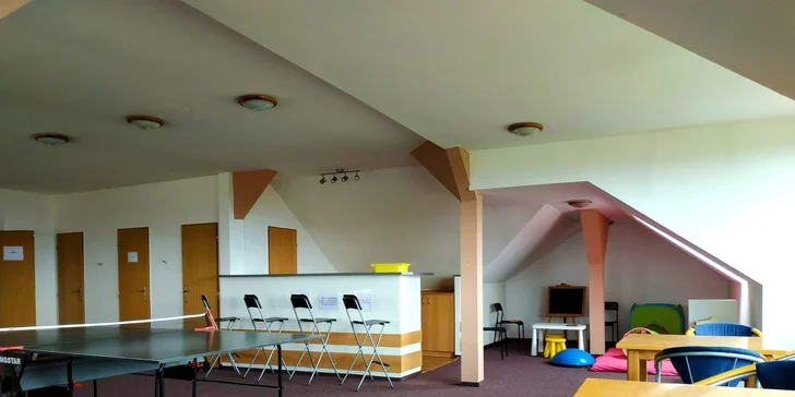 A i když bude ošklivé počasí, nudit se nebudete – v hotelu je dětská herna se stolním tenisem.