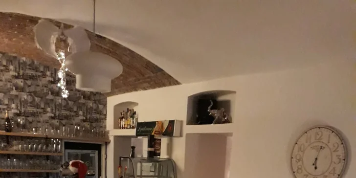 Vstup si rezervujte předem telefonicky. 