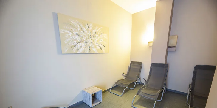 Relaxovat budete ve finské a infra-solné sauně.