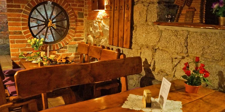 Baba-Jaga se specializuje na východní kuchyni. Zkuste třeba i boršč, pelmeně a pirohy. 