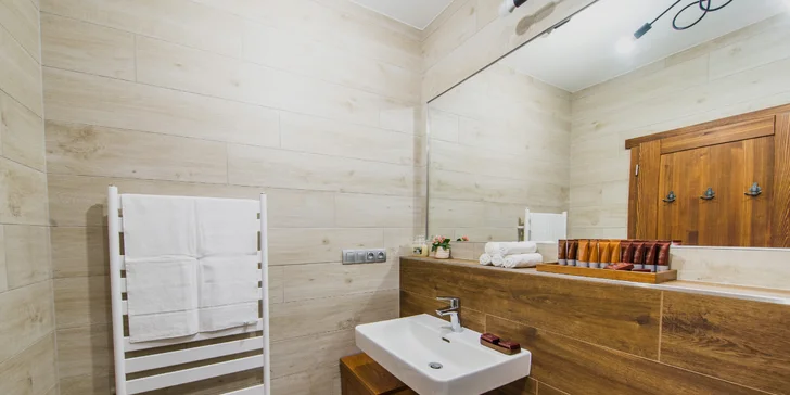 Apartmán Superior 80 m² - koupelna v horním patře