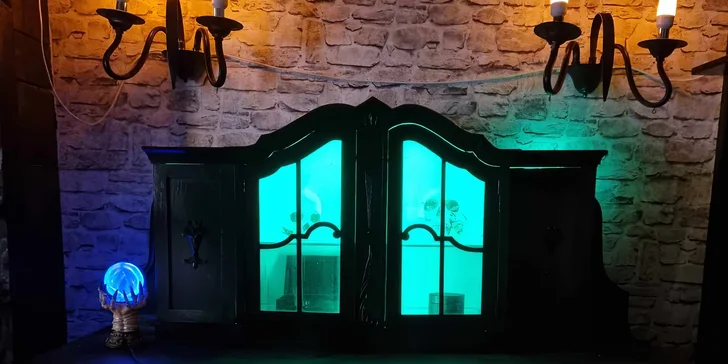Tahle magická únikovka je ideální pro rodiny s dětmi od 10 let, pro teambuildingové akce a pro všechny, kteří milují svět čar a kouzel.