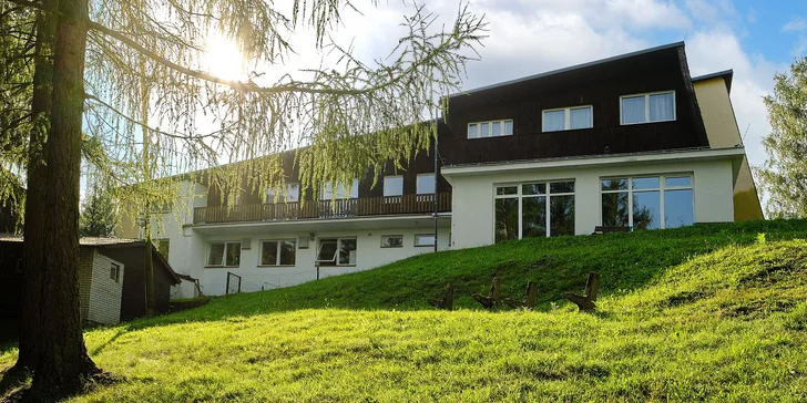 Dovolená v horském hotelu v Beskydech: bohatá polopenze, neomezeně vnitřní bazén