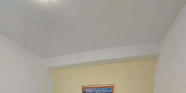 Ve všech apartmánech najdete TV a připojíte se k Wi-Fi.