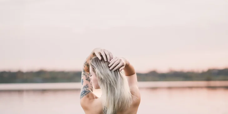 Přináší vám možnost profesionálního fotografování v exteriéru pro 1⁠–⁠5 osob.