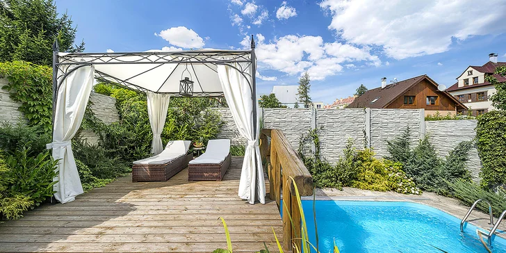 Místní privátní wellness si můžete užít jen ve dvou, případně v partě až 10 osob. 
