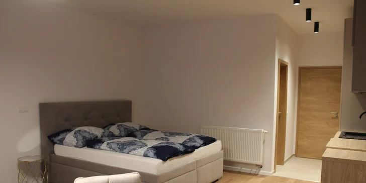 V izbách sa nachádza aj priestor na sedenie. 