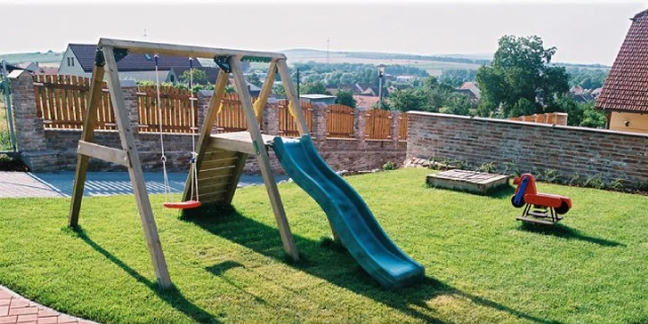 Nechybí ani zázemí pro vaše ratolesti.