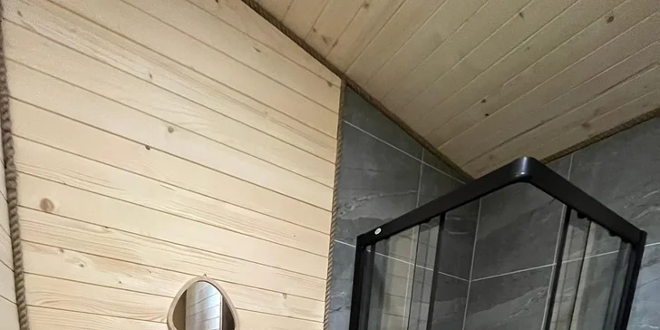 Pri pobyte na 2 a viac nocí je možné využiť sprchu (od septembra 2023).