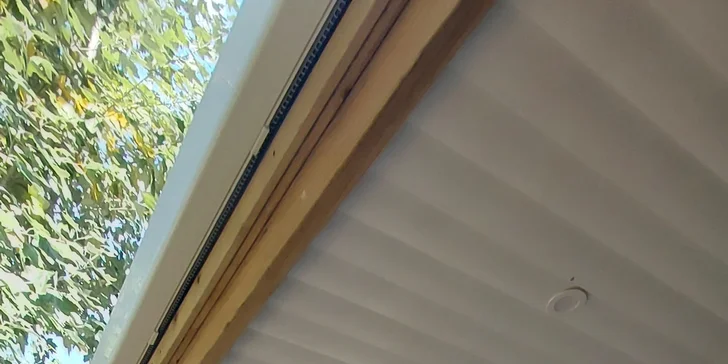 K mobilným domčekom patrí aj veranda s posedením.