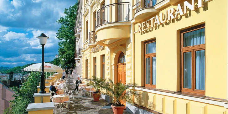 4* pobyt v centru Karlových Varů: ubytování se snídaní či polopenzí, wellness i masáží