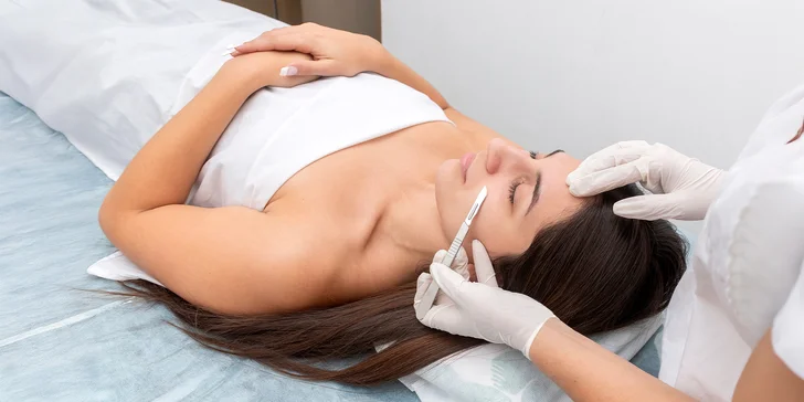 Žiarivá a zdravá pleť pomocou Skin glow DERMAPLANINGU