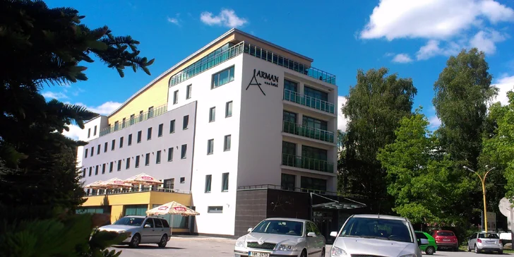 Hotel Arman ***+ vám v tichu nádhernej prírody ponúkne služby na vysokej úrovni.