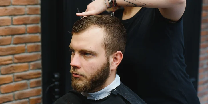 Postará se o vás kadeřník Radim Hubka se specializací na barber. 