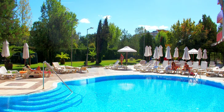 4* dovolenka na Slnečnom Pobreží : all inclusive light, hotel v blízkosti pláže a animačný program pre deti