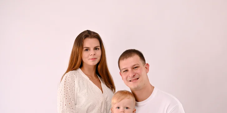 Výsledkem bude 10 až 25 upravených snímků, další jsou za příplatek. 