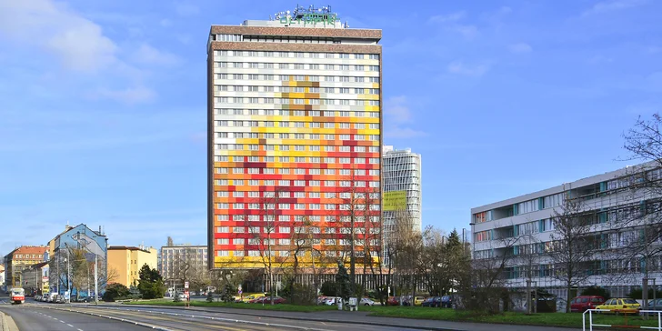 U hotelu zdarma zaparkujete. 