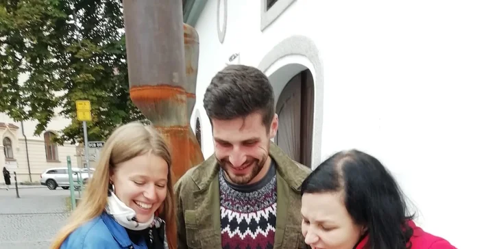 Čeká vás celkem 14 stanovišť a stejný počet úkolů, přičemž jejich rozluštění vám vždy prozradí zajímavé a mnohdy netušené informace.