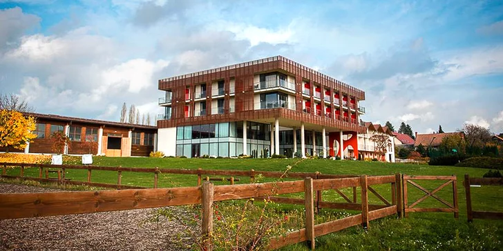 Luxusní hotel najdete v lázeňské obci Velichovky
