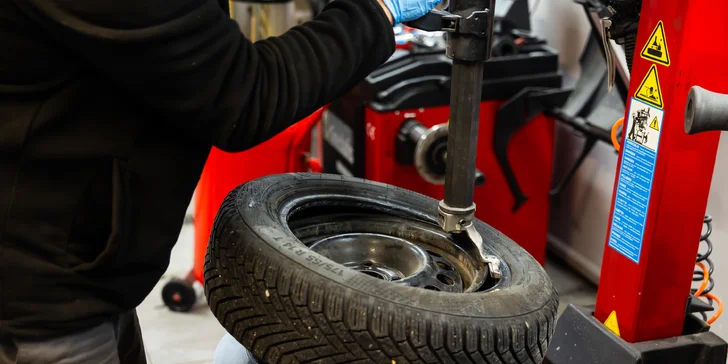 Vaše auto privíta vhodnú „obuv“ na letné cesty, ktoré ho čakajú! Tak neváhajte a prezujte ho čo najskôr

