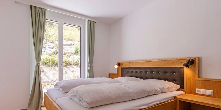 Zabydlíte se v moderním apartmánu až pro čtyři osoby s 1 nebo 2 ložnicemi a otevřeným obytným prostorem. 