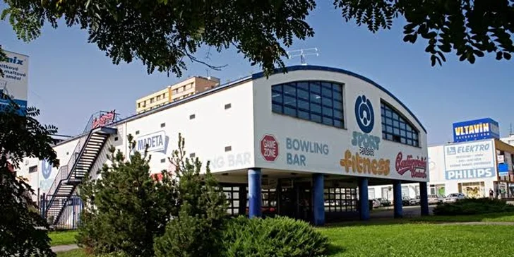 Po bowlingu si můžete dát kulečník, fotbálek, šipky nebo prostě jen pivo.